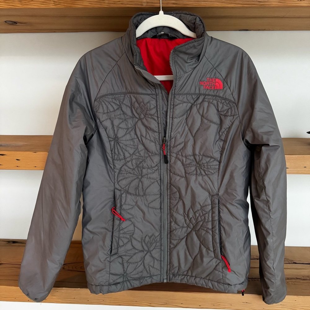 The North Face Charcoal and Red quilted Jacket size small women’s
